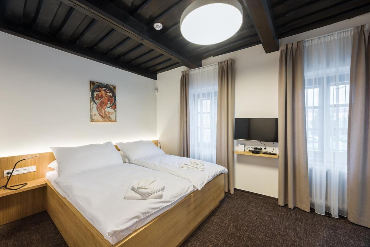 Fancy Apartments By Prague Castle Экстерьер фото